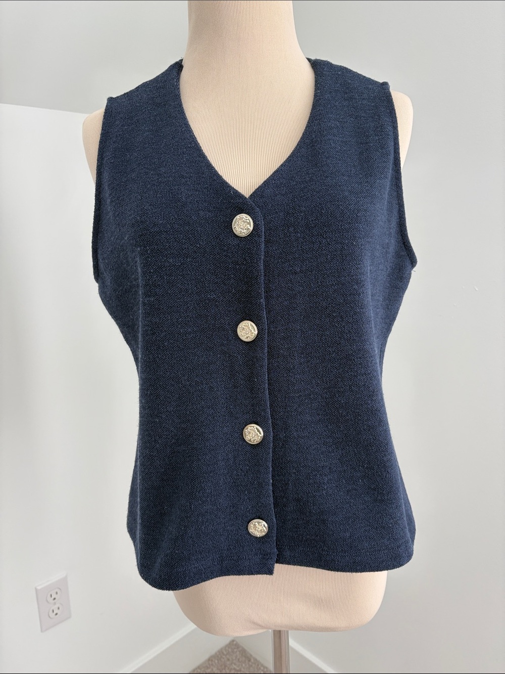 Rachel Zoe Navy Sleeveless Button-Front Knit Top